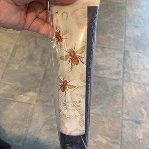 Tokyomilk shower gel